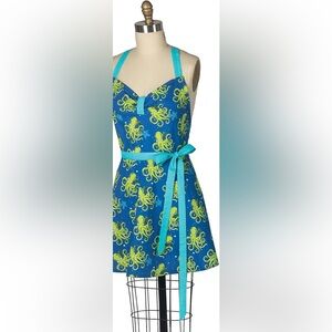 NWT women’s apron octopus girlie